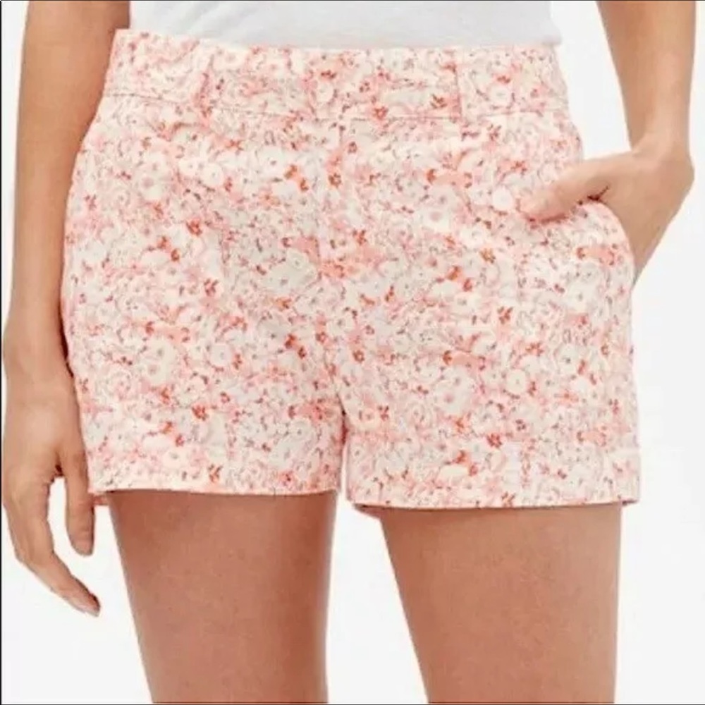 Gap Pink Coral Floral City Fit Shorts 3” Seam Size 4